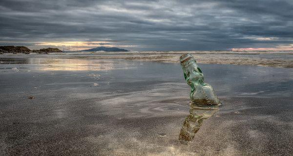 7550816_message-in-a-bottle-found-3300-miles-away_fb62eb86_m.jpg