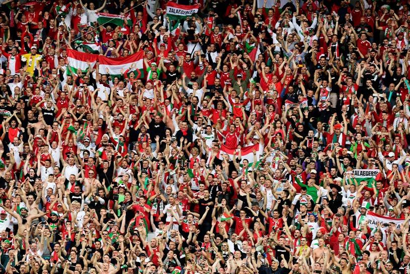 20160615magyar-szurkolok-bordeaux-foci-focieb2.jpg