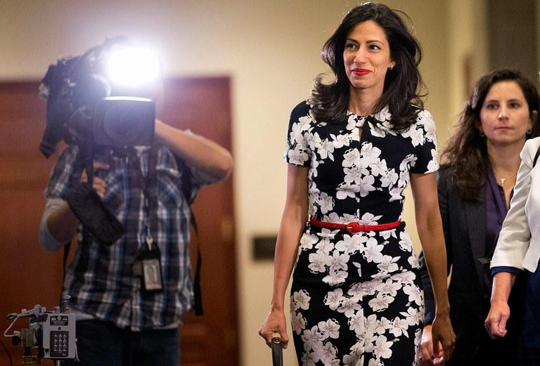 huma-abedin-hillarys-other-daughter-clinton.jpg