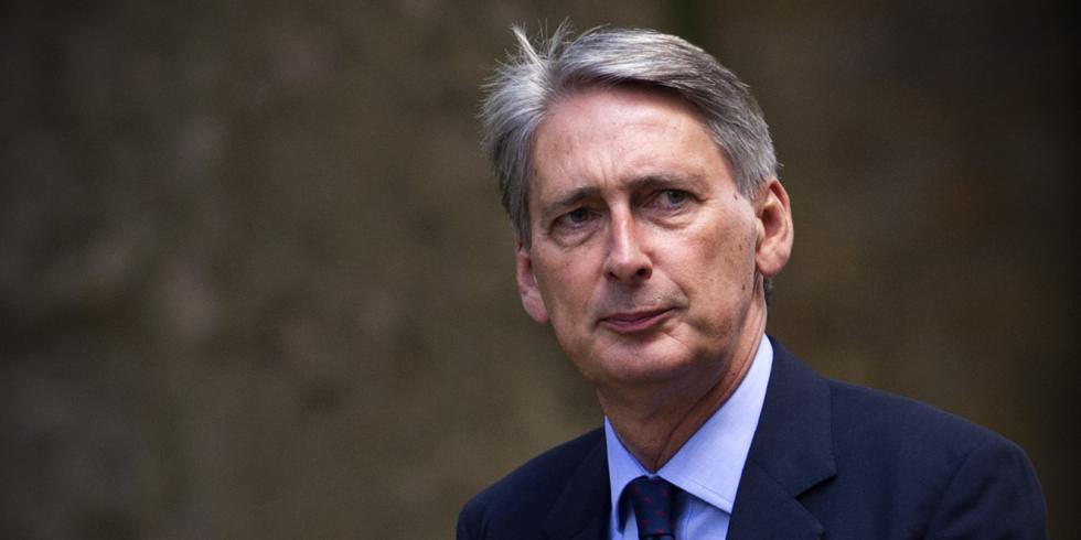 PHILIP-HAMMOND-.jpg